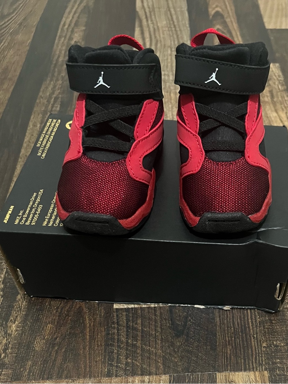 Jordan Toddler Red and Black Hook-and-Loop Sneakers
